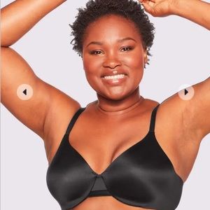 Bali One Smooth U® Smoothing & Concealing Underwire Bra in Black Size 42C